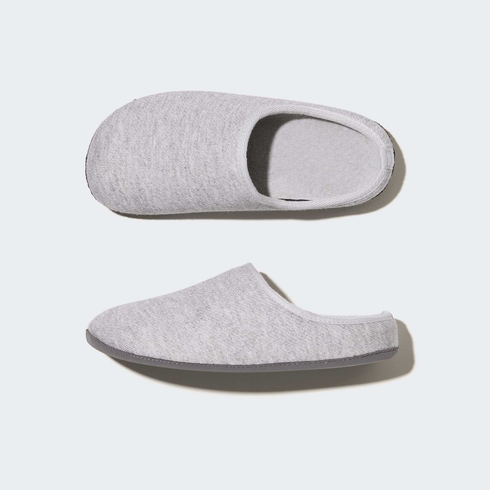 Bedroom slippers deals uniqlo