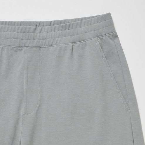 UNIQLO Global, Smooth #AIRism fabric with quick-drying DRY technology jogger  pants. 455408 Ultra Stretch DRY-EX Jogger Pants #UNIQLO #LifeWear #DRYEX