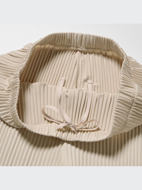 Pleated Straight Pants