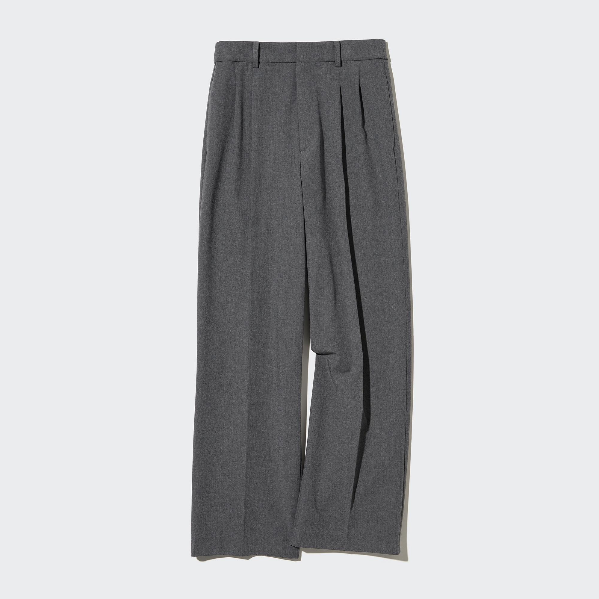 Uniqlo Canada - These Chiffon Pleated Skirt Pants are a MUST-HAVE for your  spring wardrobe. Featuring an easy waist design, these pants are so comfy  you won't want to change out of