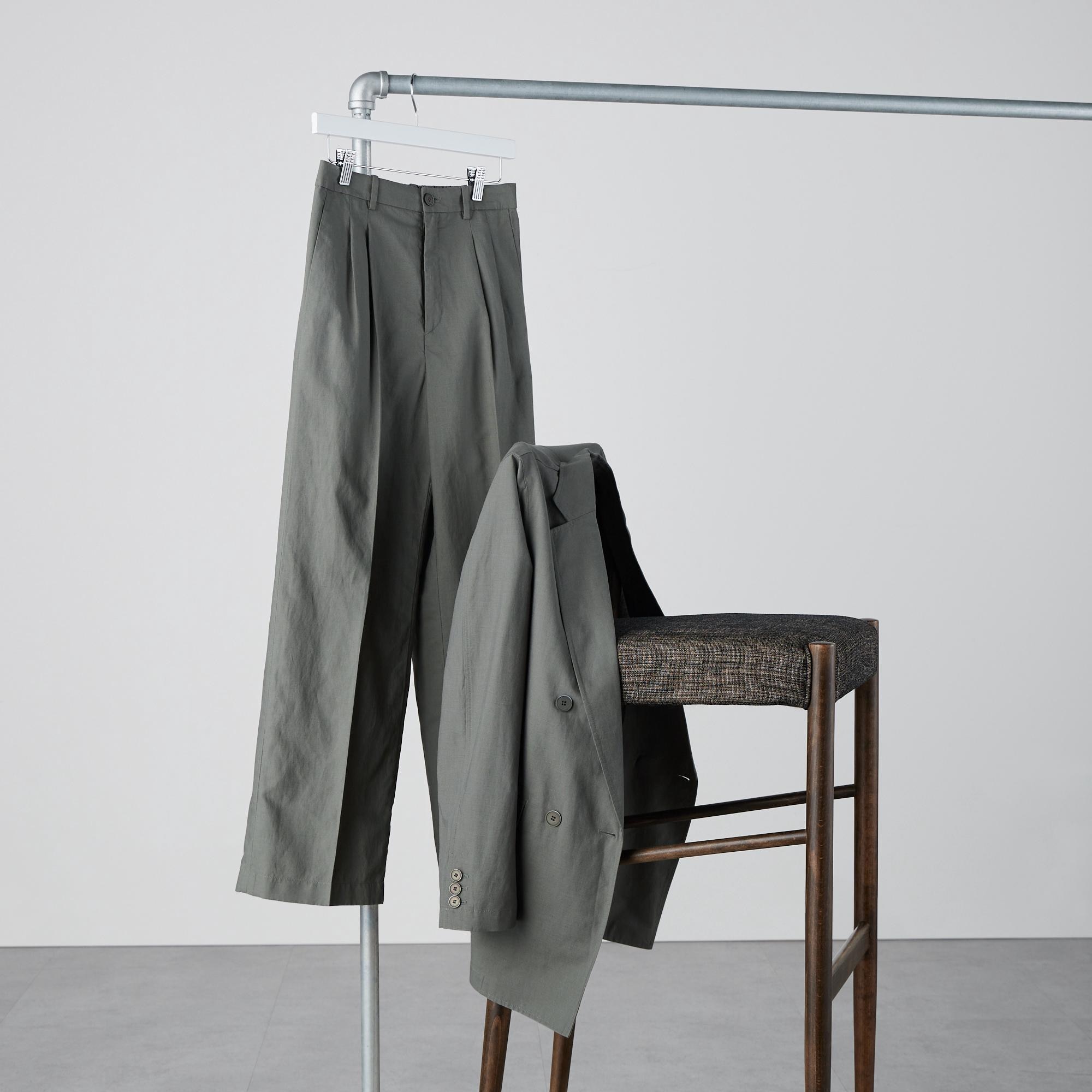 Linen Blend Tucked Wide Pants