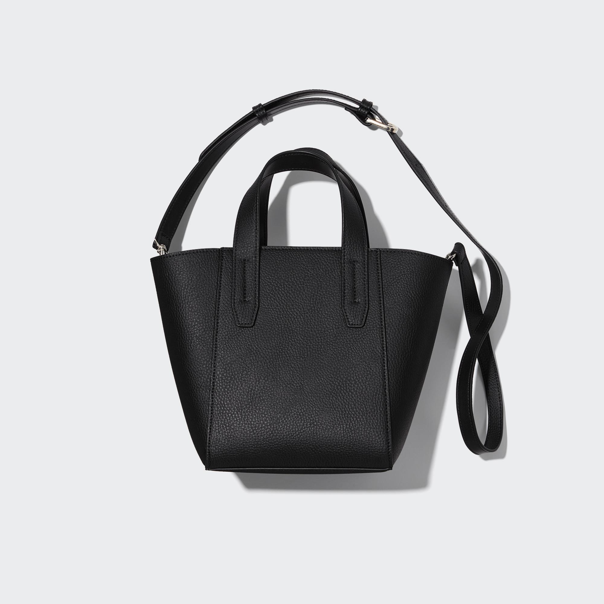 Aggregate more than 70 black leather tote bag - in.duhocakina