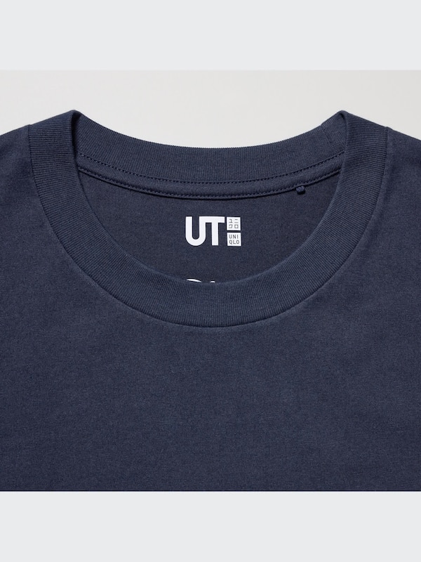 Disney Mickey & Friends UT (Short-Sleeve Graphic T-Shirt)