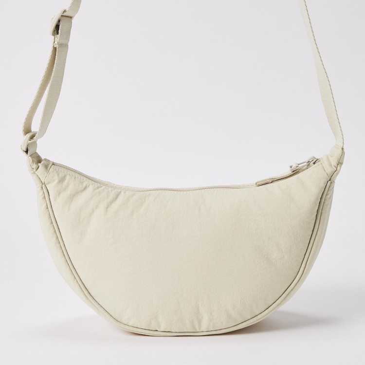 The Uniqlo Round Mini Shoulder Bag Is Perfect for Travel