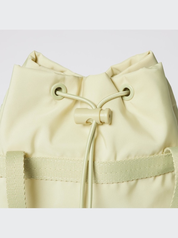 U Bucket Bag (Medium)