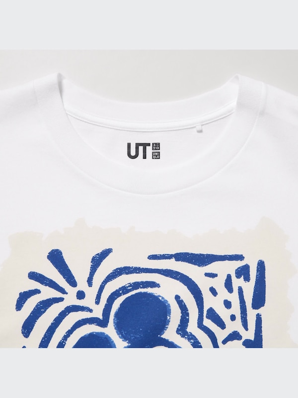 Mickey Stands UT (Short Sleeve Graphic T-Shirt)