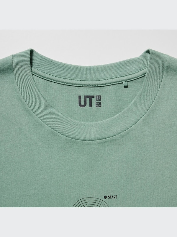 Mickey Stands UT (Short Sleeve Graphic T-Shirt)