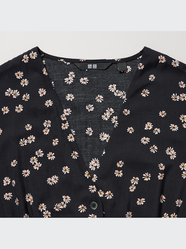 Women's Printed V-Neck Long-Sleeve Flare Dress | UNIQLO US Women's Printed V-Neck Long-Sleeve Flare Dress | UNIQLO US