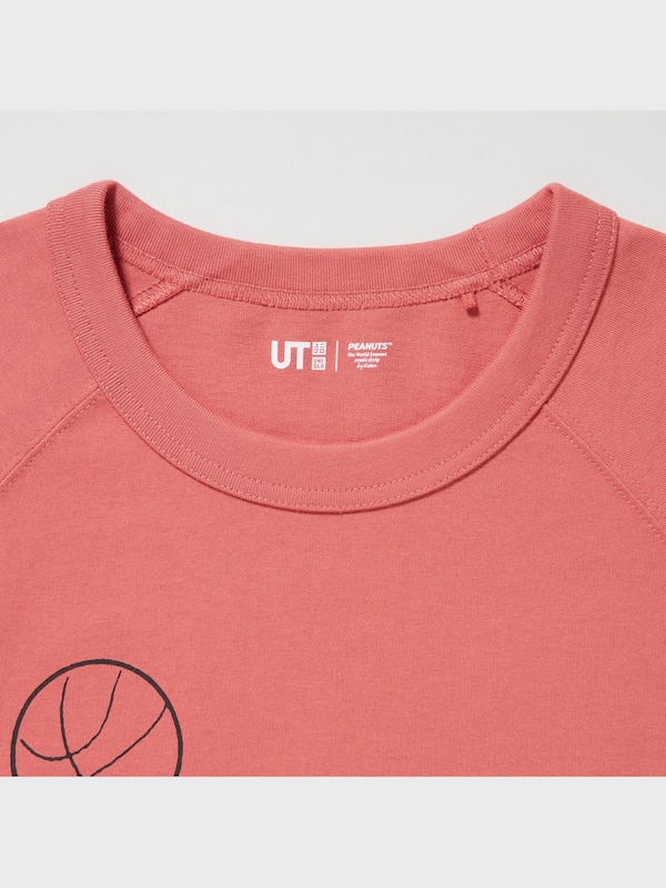 Retro Peanuts UT (Oversized Short-Sleeve Graphic T-Shirt)