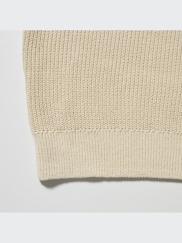 U V-Neck Long-Sleeve Sweater