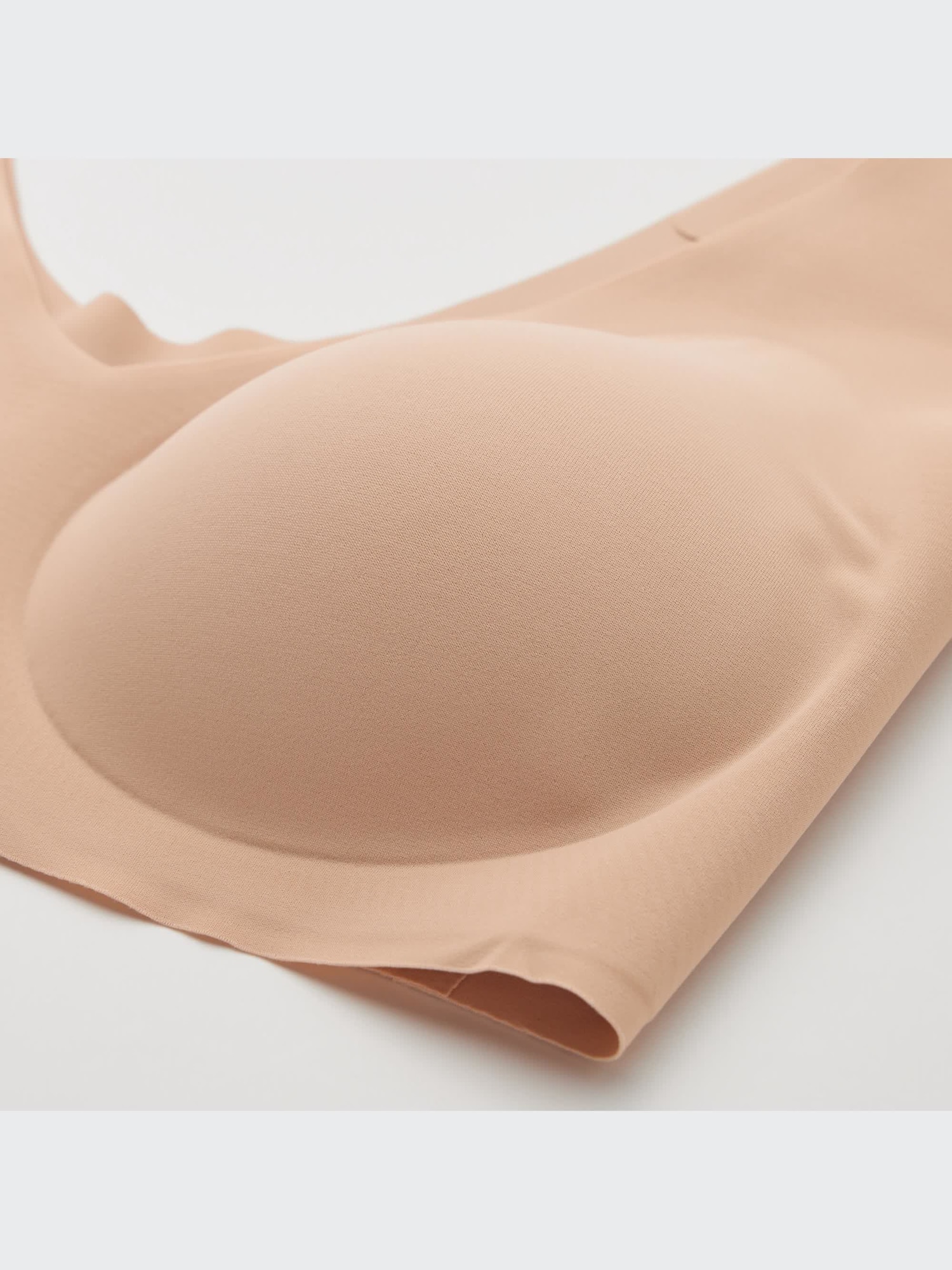 新品　UNIQLO WIRELESS BRA L ベージュ✖️4枚 Wireless Bra (Ultra Relax) (2022 Edition) | UNIQLO US