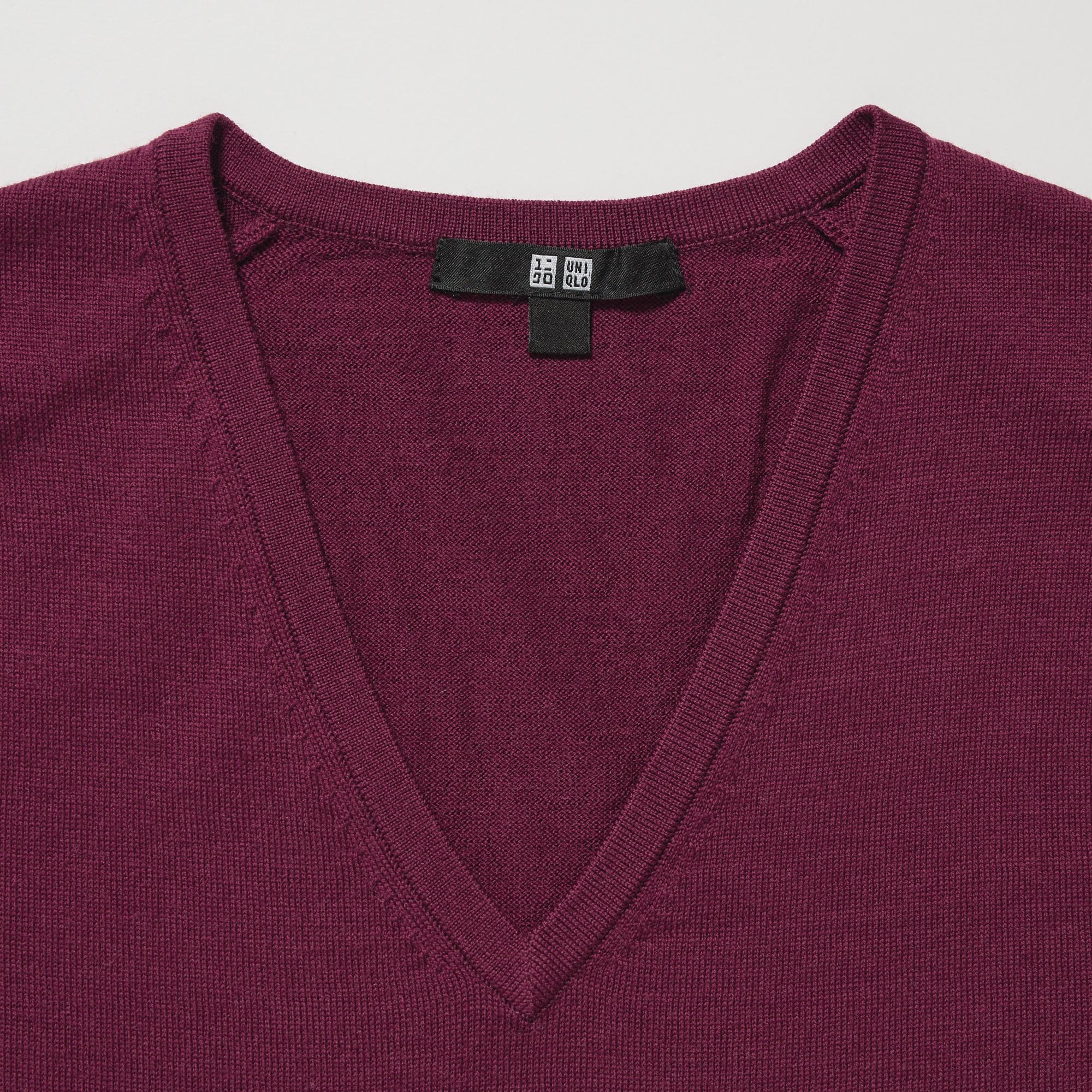 Uniqlo merino v on sale neck