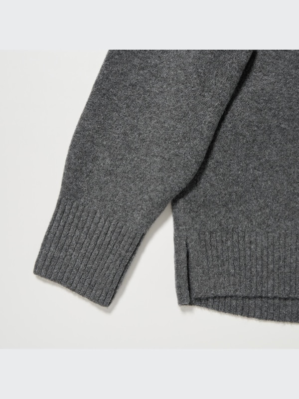 Souffle Yarn High Neck Long-Sleeve Sweater
