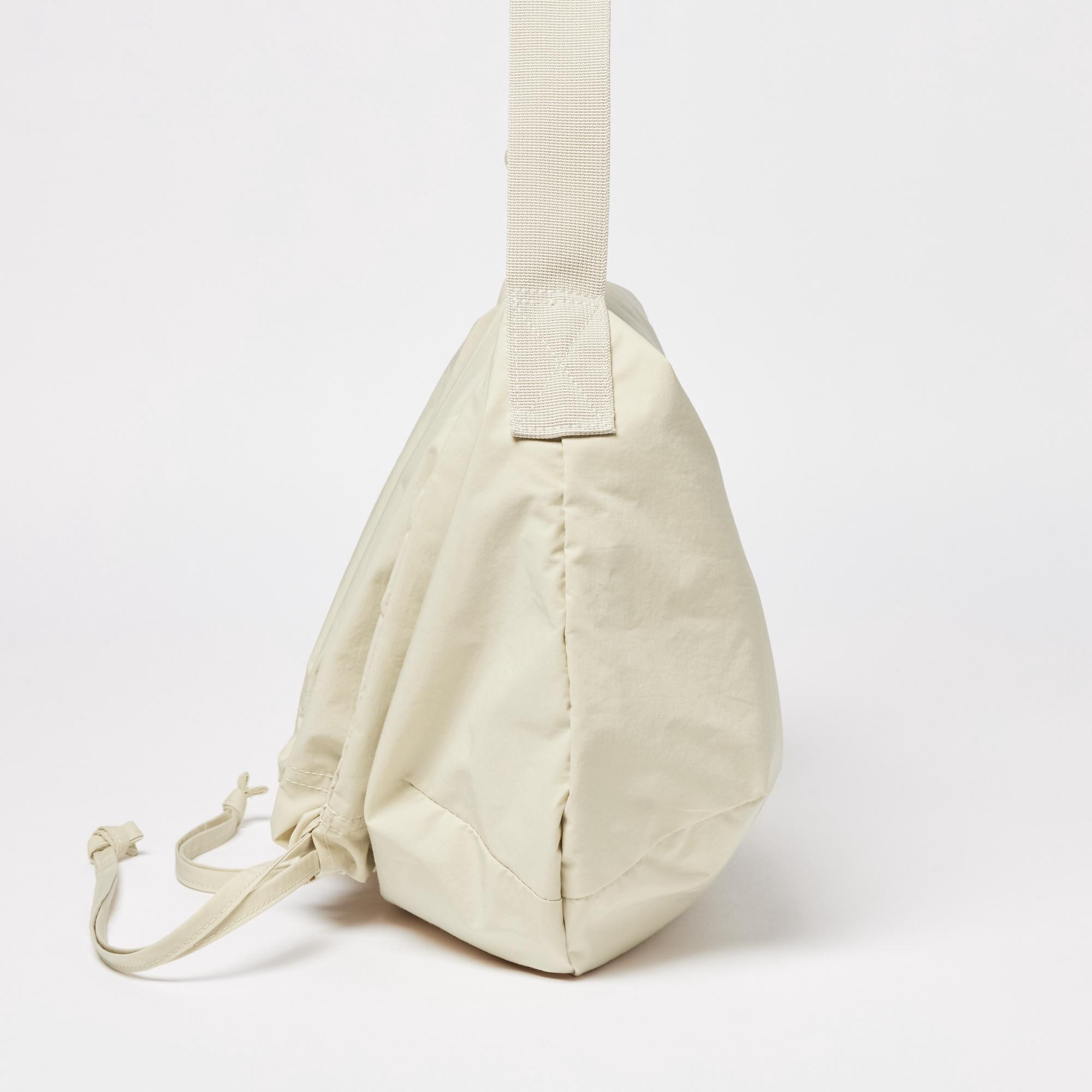 Drawstring Shoulder Bag | UNIQLO US