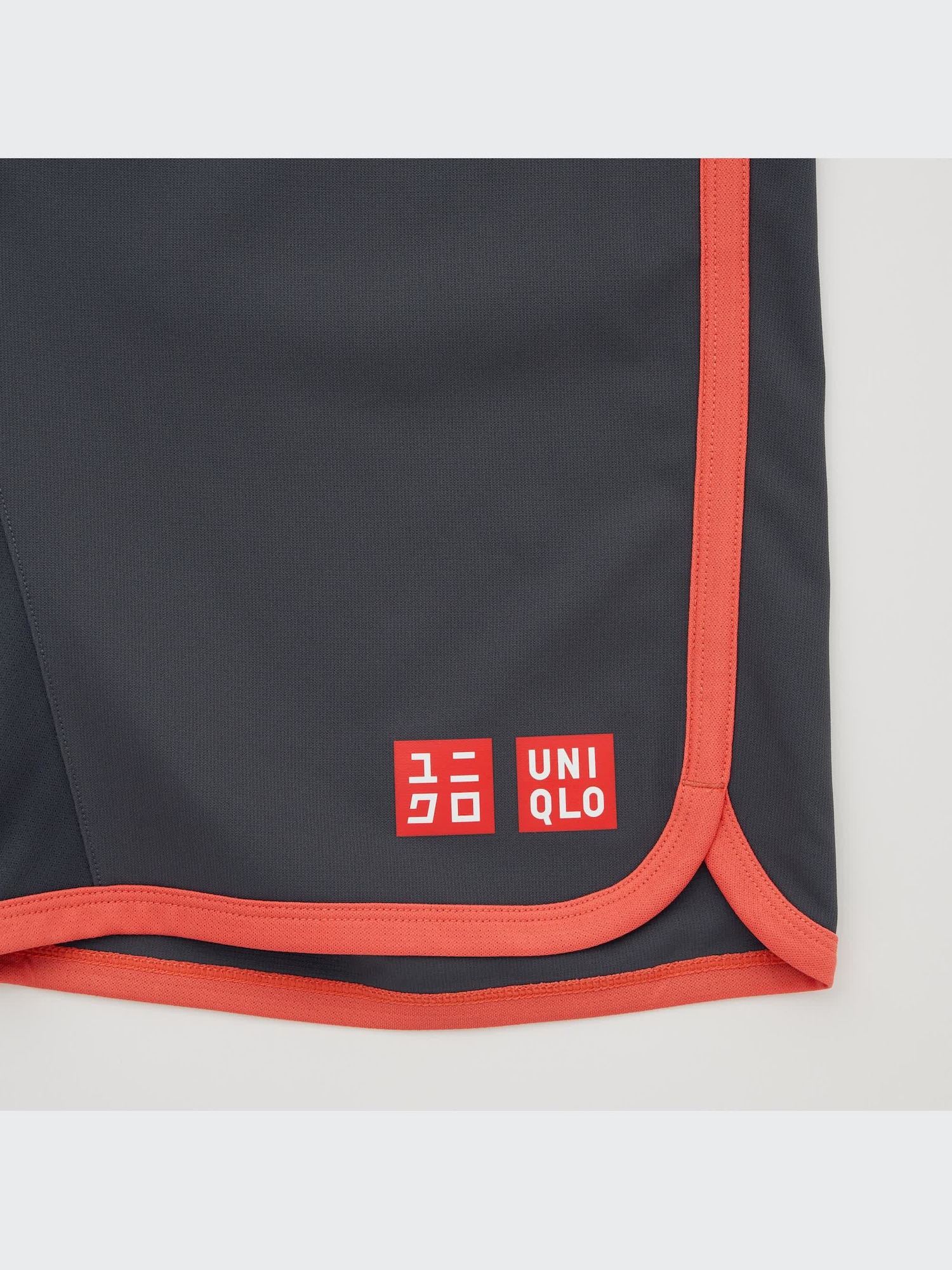 Uniqlo x KAWS T-Shirt Japan Black All Over Print 2016