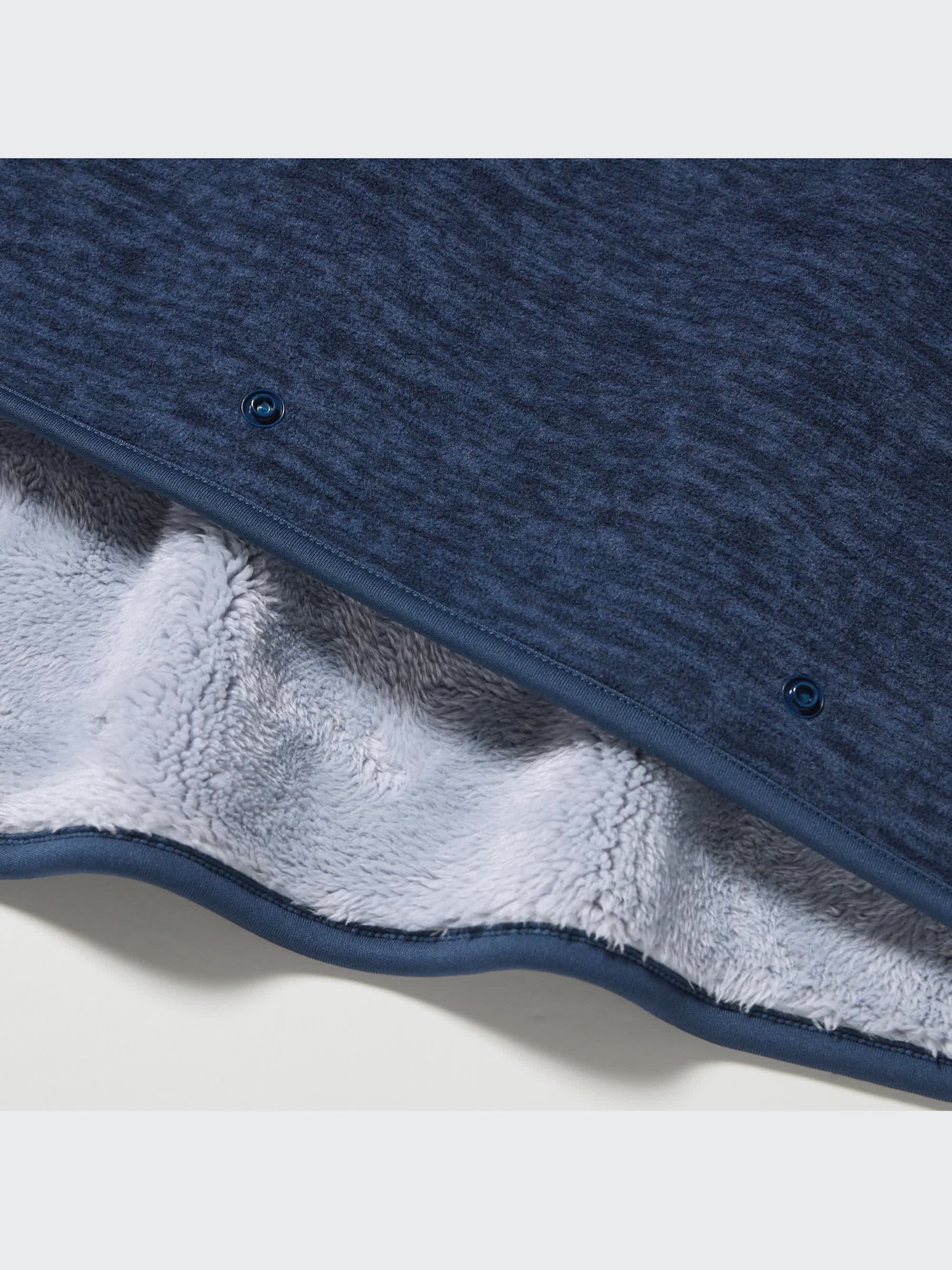 Unisex Fleece Reversible Blanket | UNIQLO US