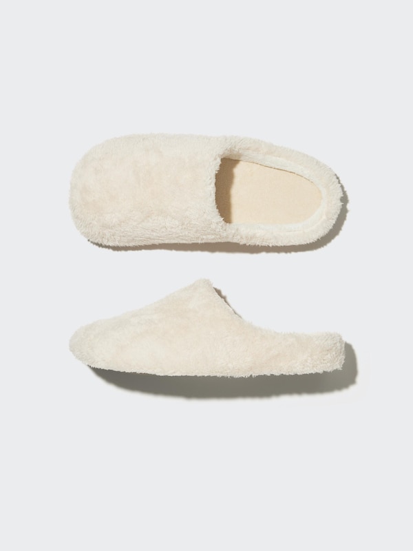 FLUFFY YARN FLEECE ROOM SHOES
