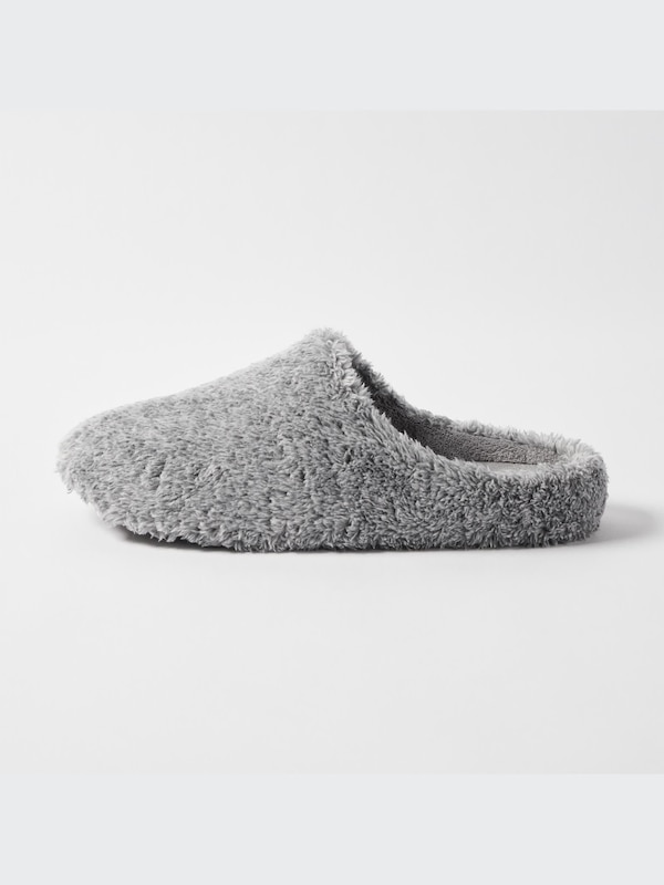 FLUFFY YARN FLEECE ROOM SHOES