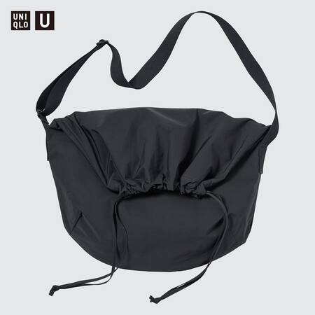 Uniqlo U Drawstring Shoulder Bag
