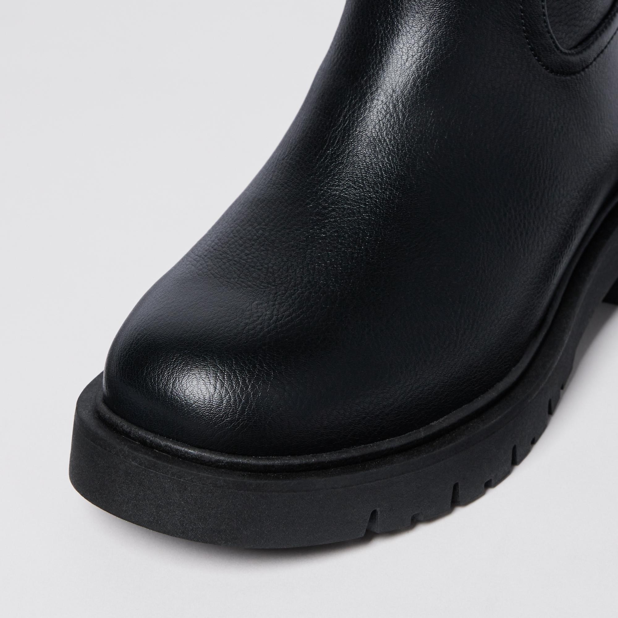 Uniqlo chelsea outlet boots