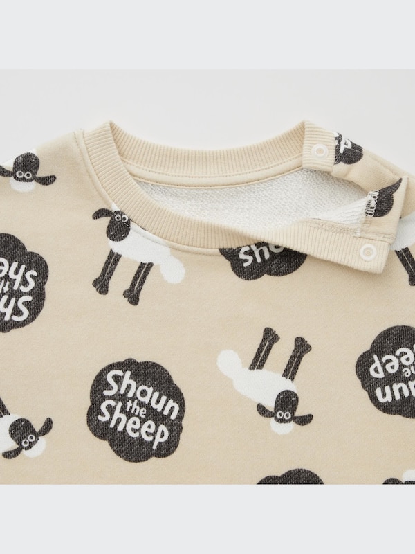 Clay Animation Graphic Sweatshirt (Shaun the Sheep)