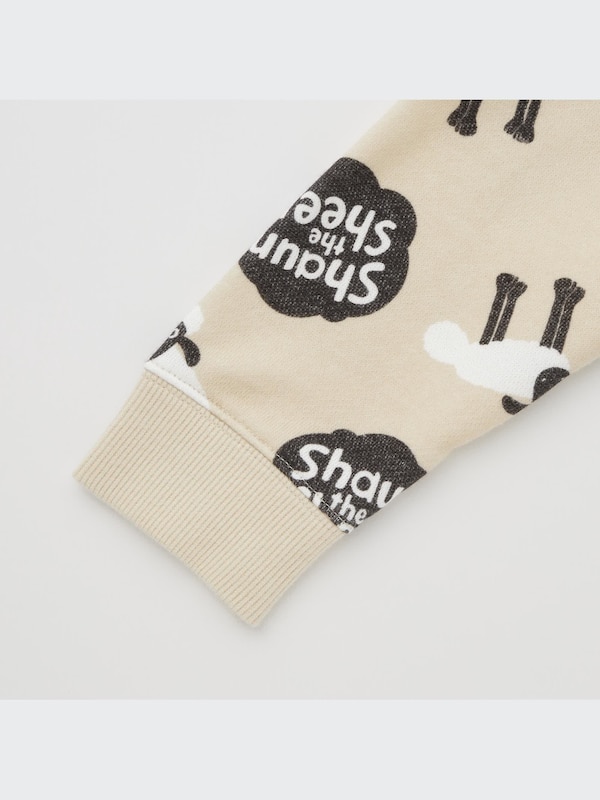 Clay Animation Graphic Sweatshirt (Shaun the Sheep)