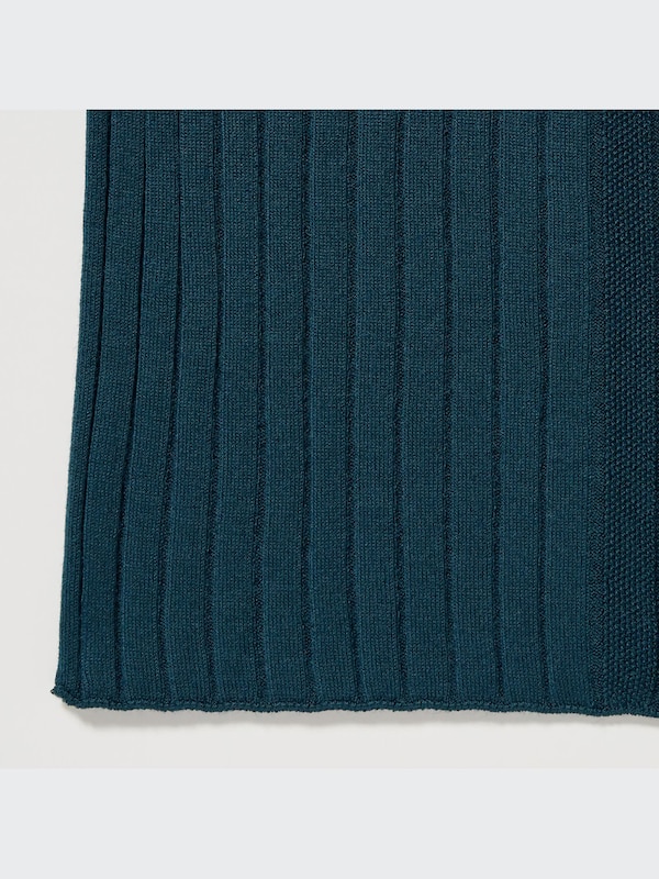 3D Knit Wide Ribbed Crew Neck Sweater