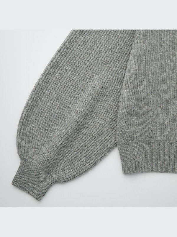 Premium Lambswool Volume Long-Sleeve Sweater