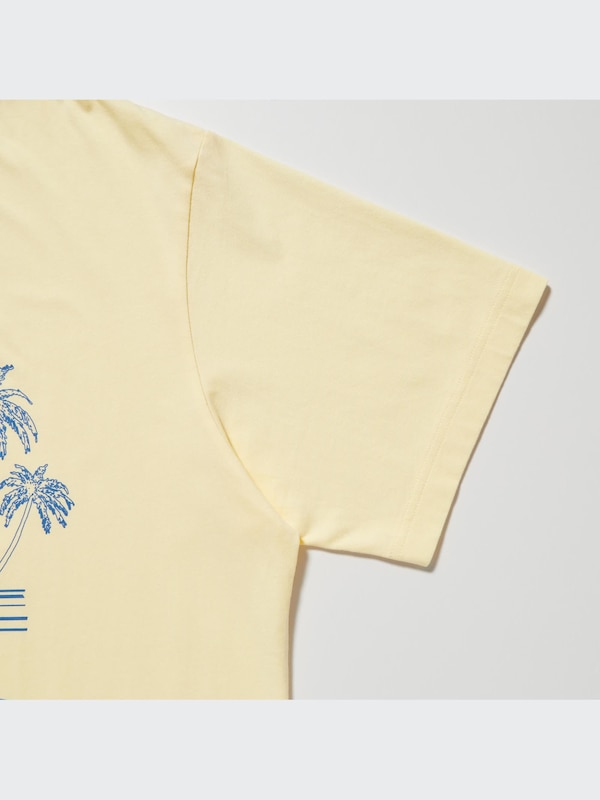 Peanuts Hawaii UT (Short Sleeve Graphic T-Shirt)