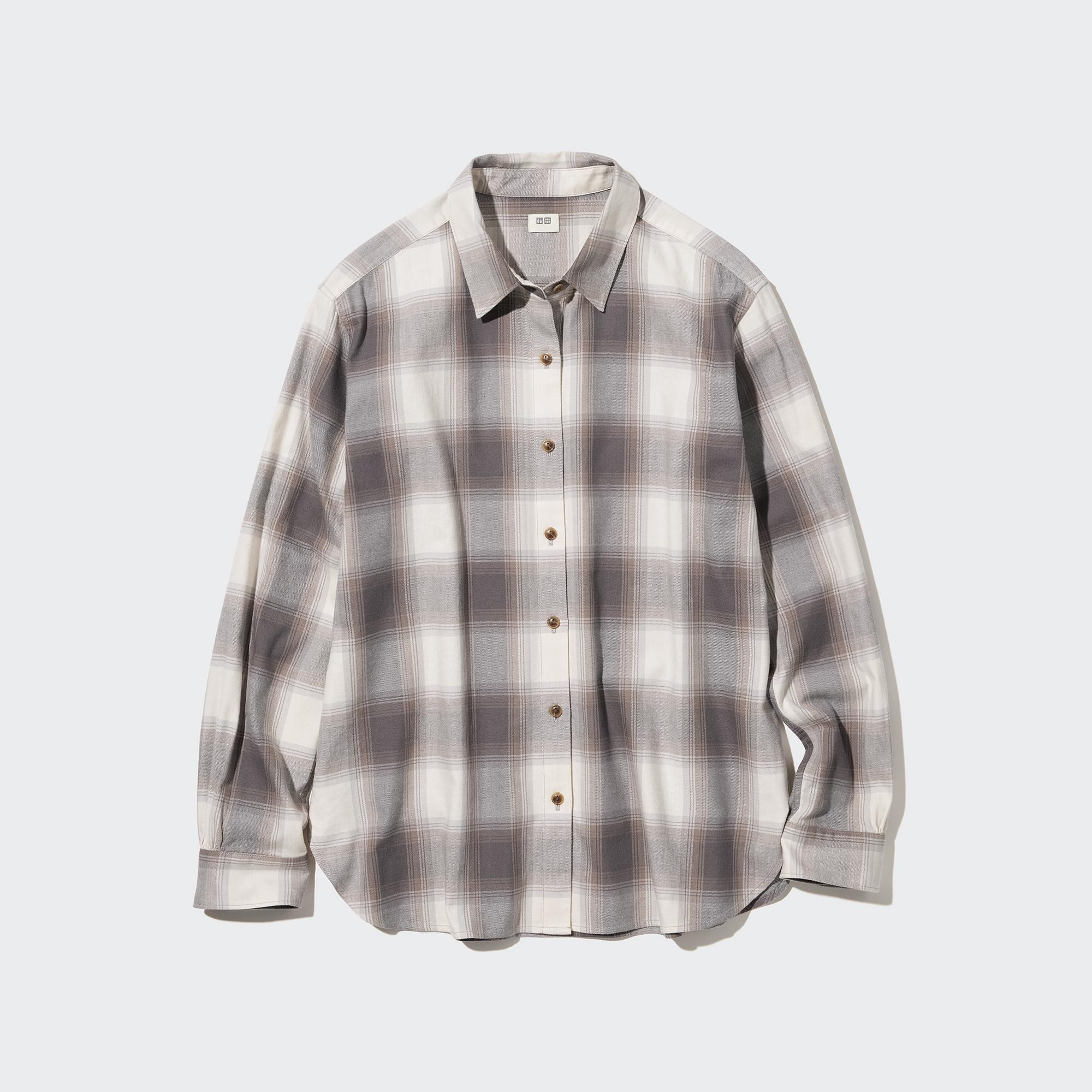 Check styling ideas for「Dry Sweat Track Pants、HEATTECH Fleece Turtleneck  Long-Sleeve T-Shirt」