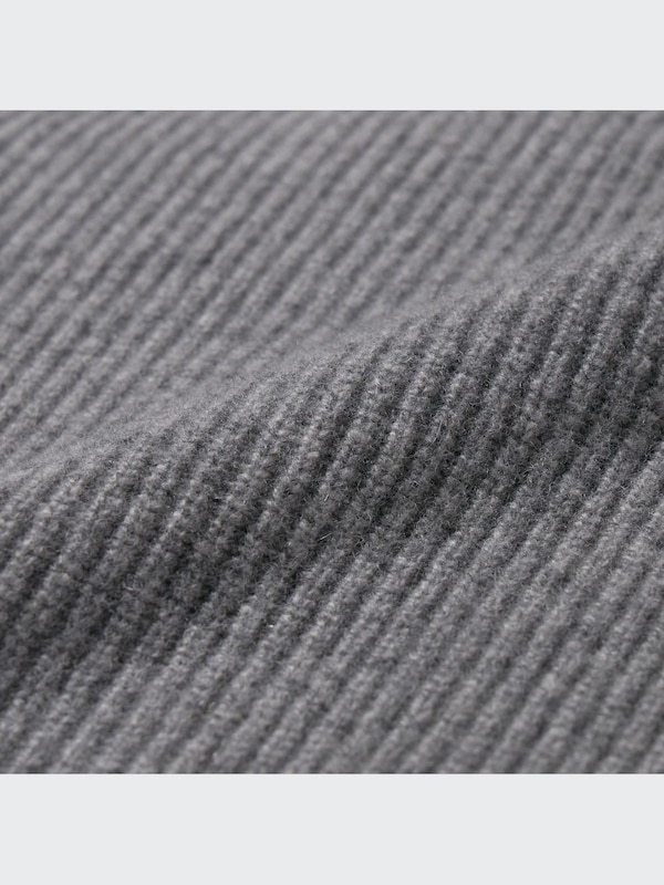 Premium Lambswool Long-Sleeve Cardigan
