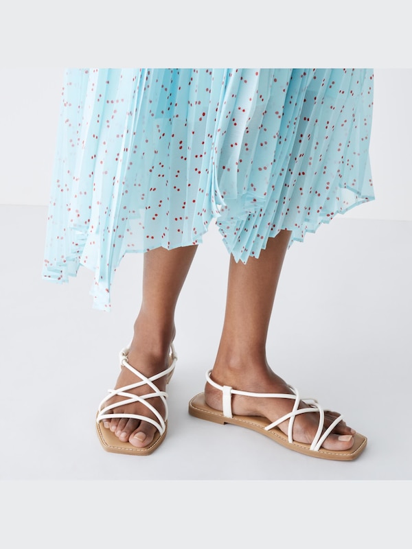 Narrow Strap Sandals