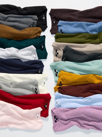 100% Cashmere Crew Neck Sweater