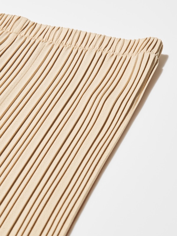 Pleated Straight Pants