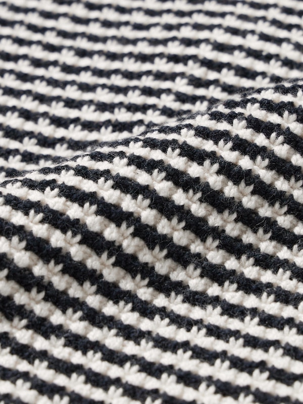 Knitted Short Jacket | Striped