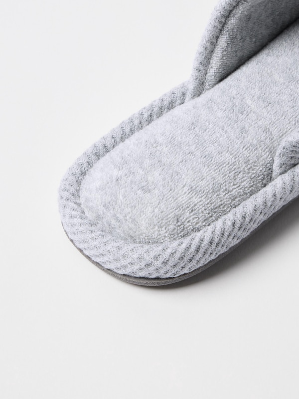 Open Toe Slippers (Waffle, Rubber Sole)