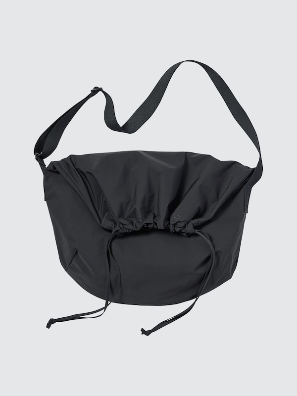 Uniqlo U Drawstring Shoulder Bag