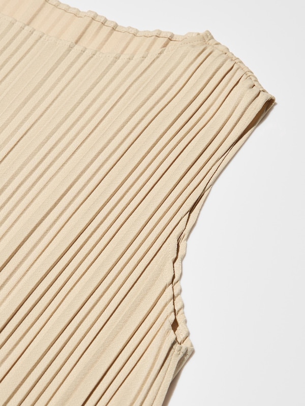 Pleated Sleeveless T-Shirt