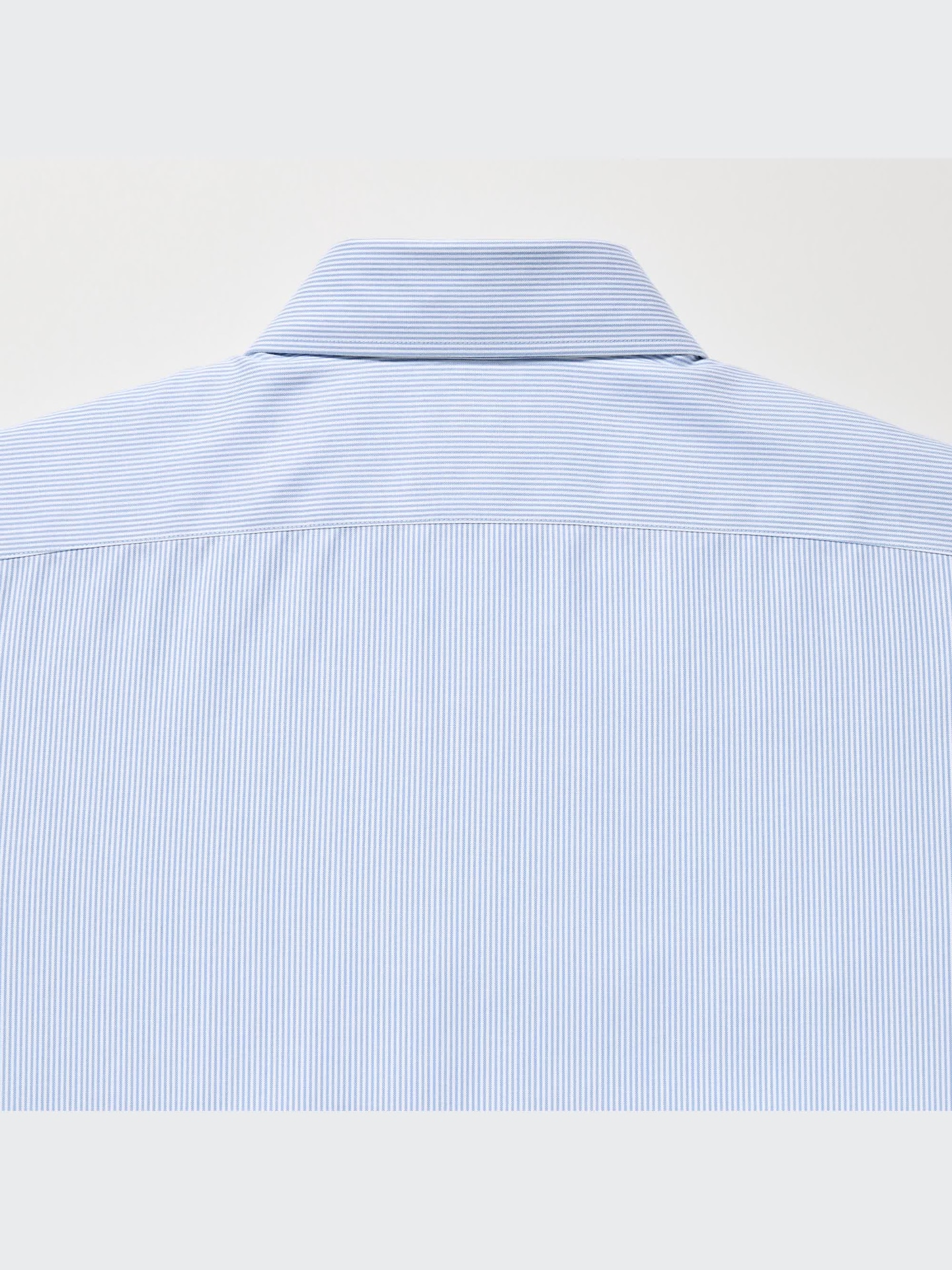Мужская приталенная рубашка Uniqlo Super Non-Iron, воротник с широким разрезом, в полоску, цвет: Синий — фото 3