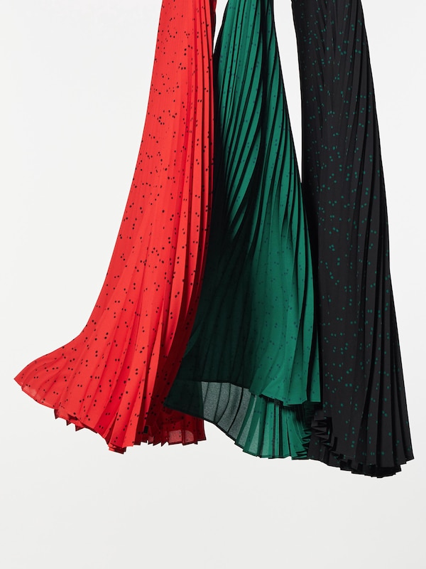 Pleated Printed Skirt