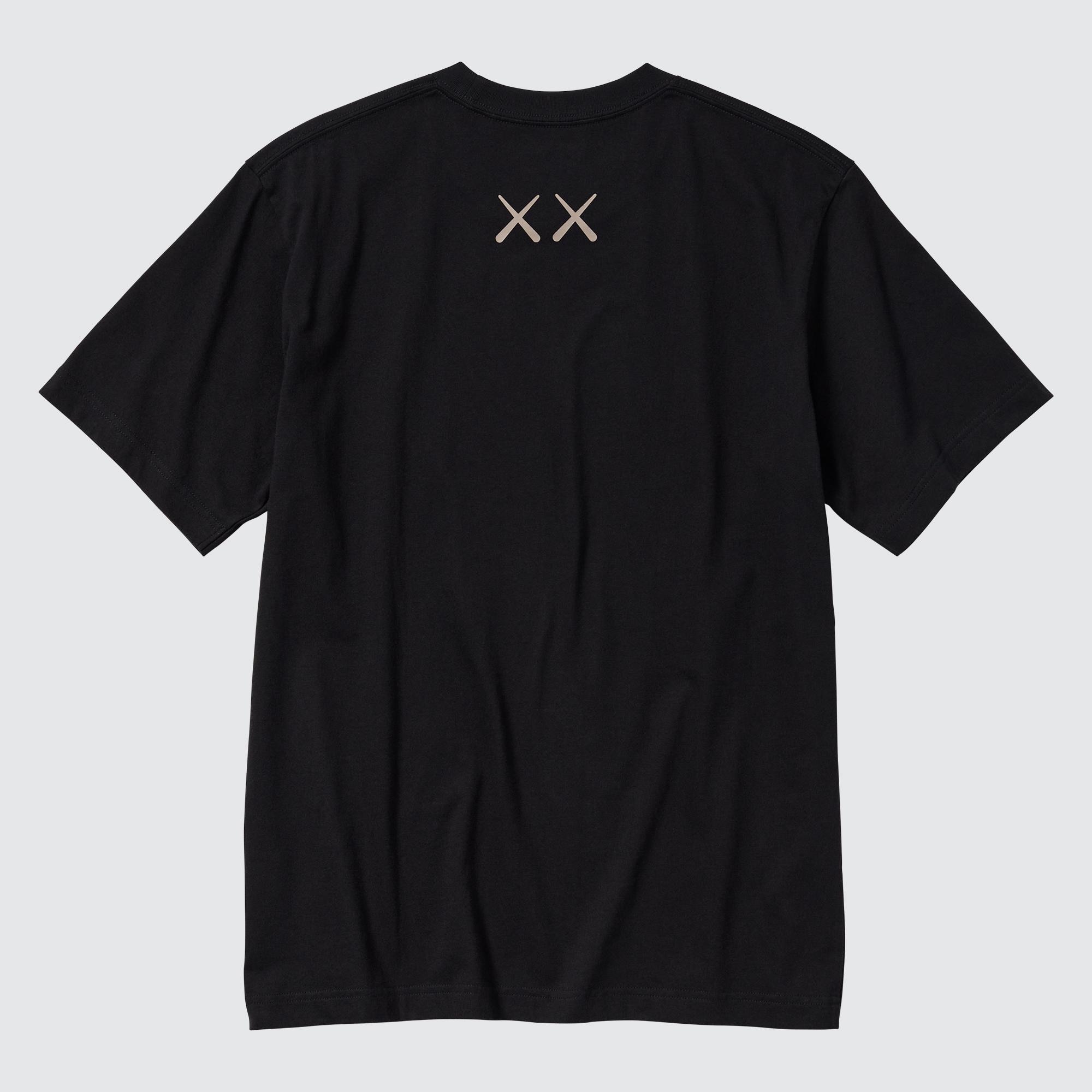 Black graphic t outlet shirt