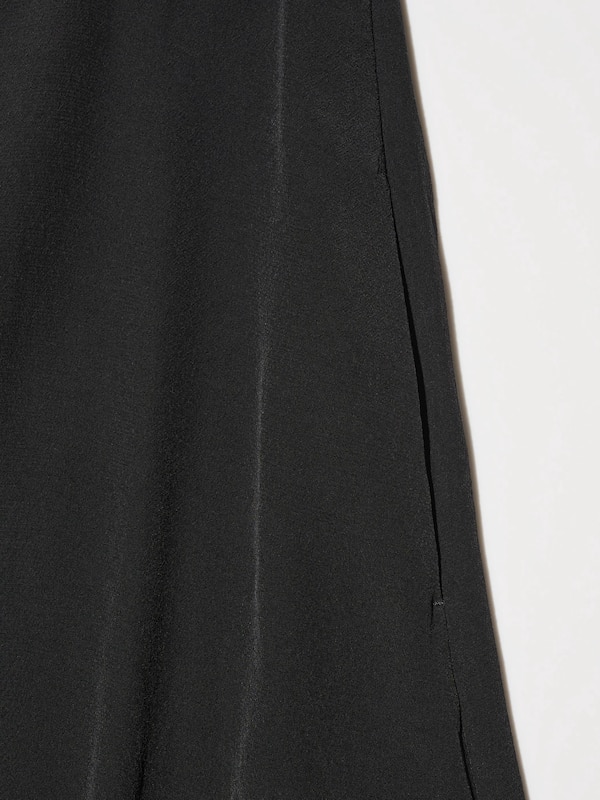 V Neck Dress (Short Sleeved)
