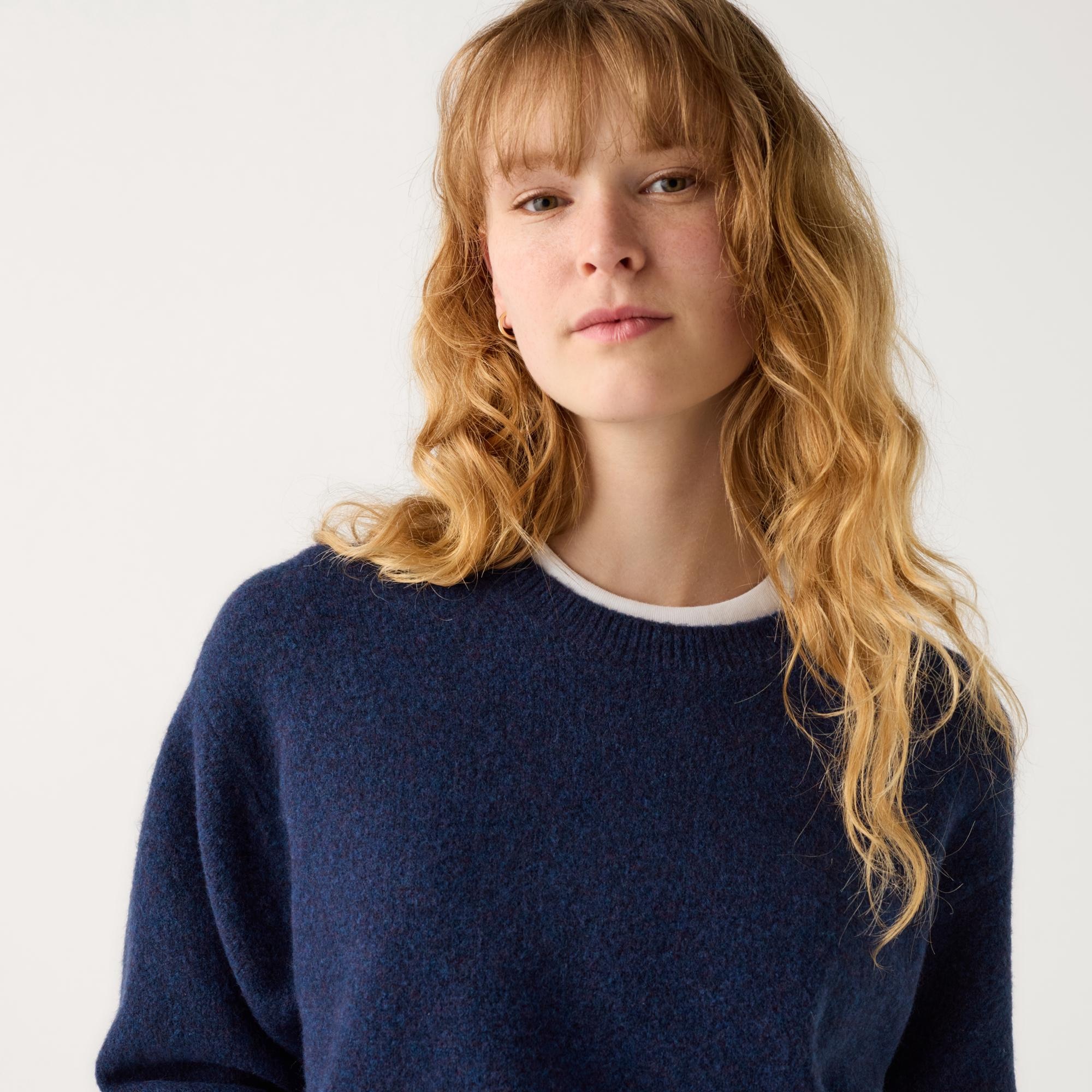 SOUFFLE YARN CREW NECK SWEATER