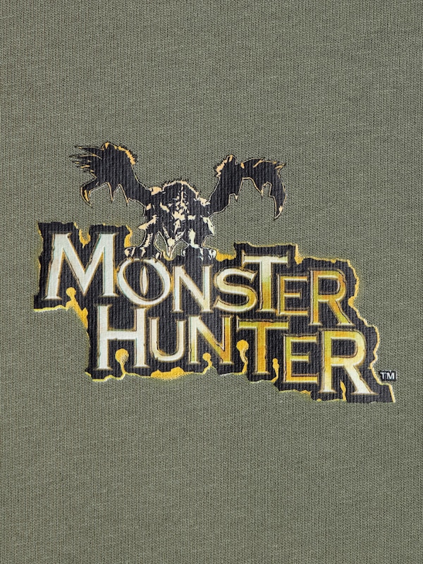 CAPCOM 40th UT (Oversized Short-Sleeve Graphic T-Shirt)