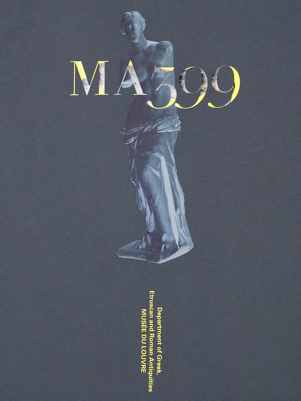 UT Archive Louvre Graphic T-Shirt