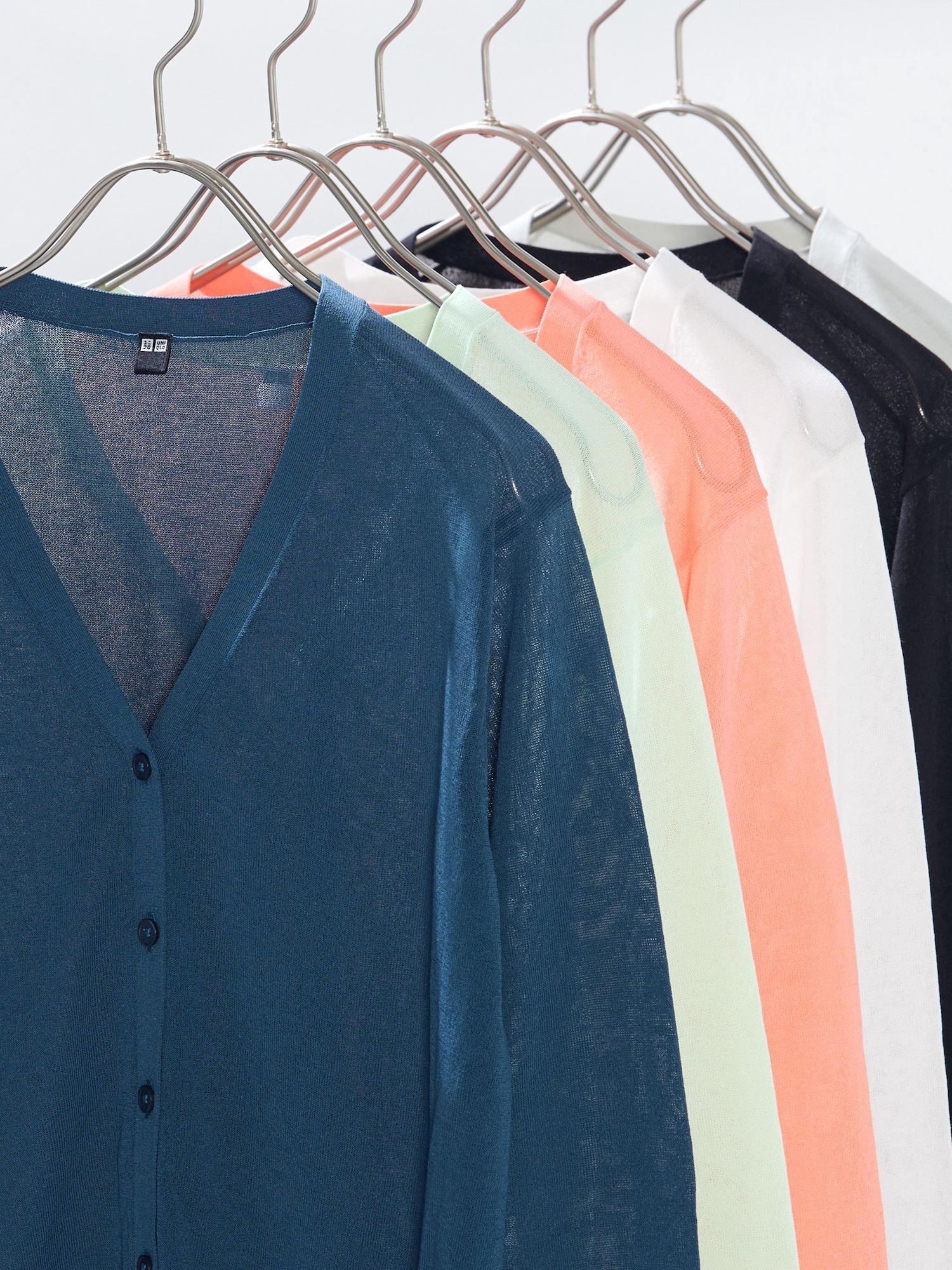 Light V-Neck Cardigan | UNIQLO US