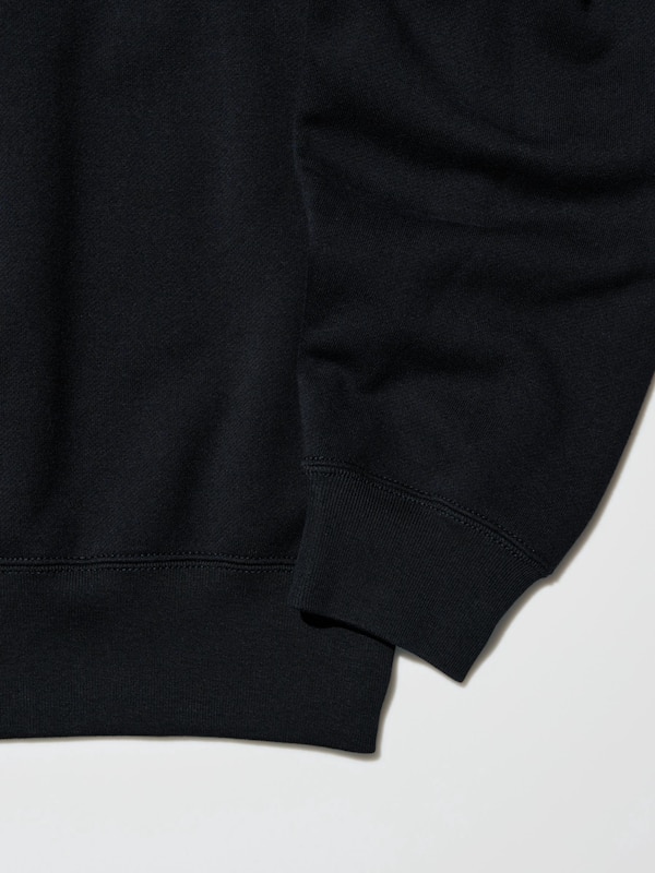 UNIQLO LOGO UT Sweatshirt