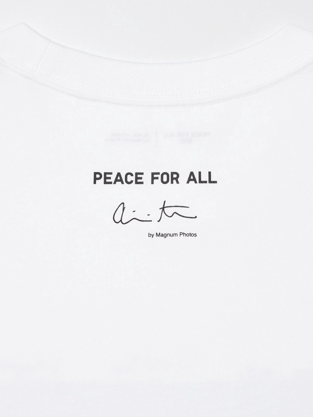 Uniqlo PEACE FOR ALL Graphic T-Shirt | Olivia Arthur — фото 5