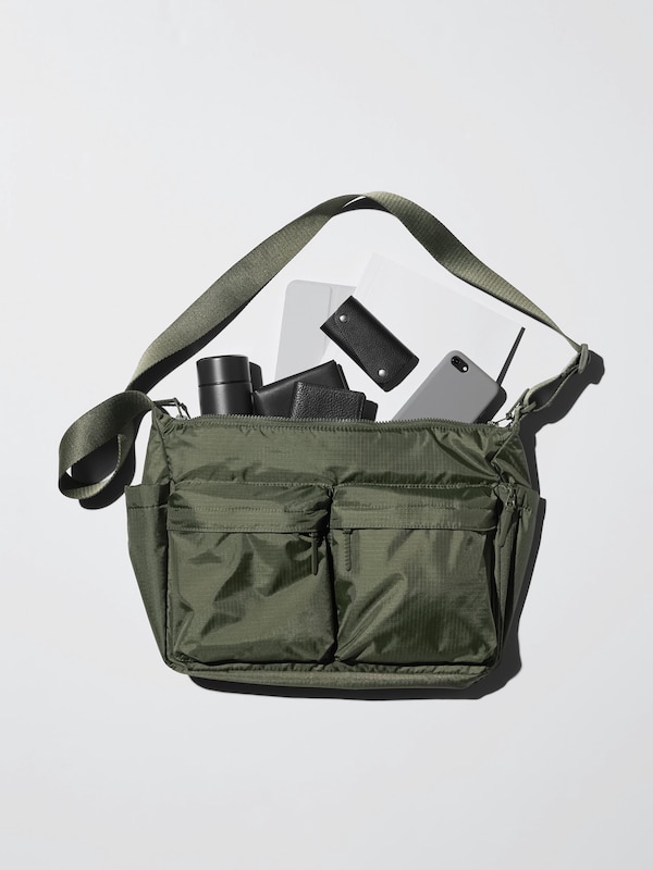 MULTI POCKET SHOULDER BAG