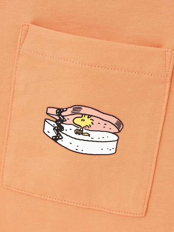 PEANUTS HAWAII UT Graphic T-Shirt